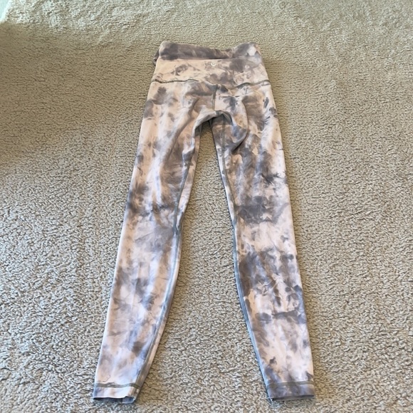 Lululemon Align Pant 28 Criss Cross Waist
Diamond Dye Stargaze Pitch Grey size 4 - Picture 4 of 10